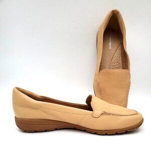 Easy Spirit Seabide8 Leather Loafers Slip on Flat Beige Shoes Women's Size 8.5W